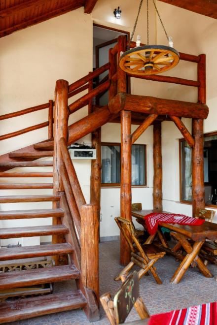 La Coltul Castelului Bran Boutique Hotel Buitenkant foto