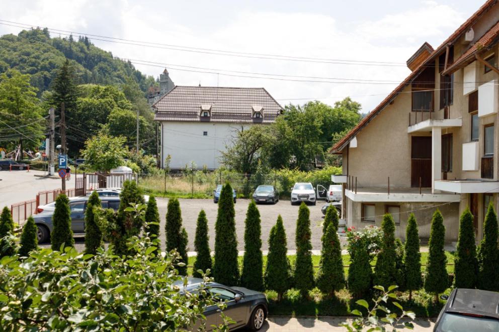 La Coltul Castelului Bran Boutique Hotel Buitenkant foto