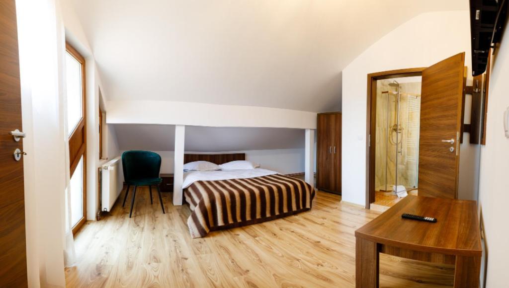 La Coltul Castelului Bran Boutique Hotel Buitenkant foto