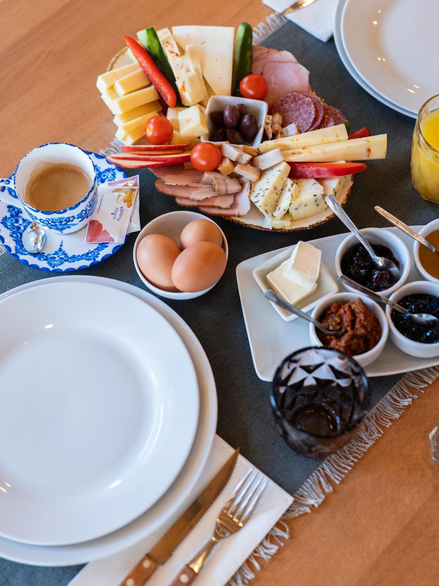 La Coltul Castelului Bran Boutique Hotel Buitenkant foto