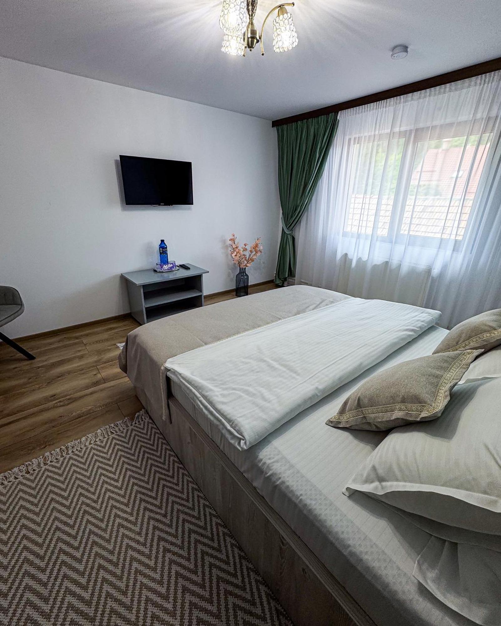 La Coltul Castelului Bran Boutique Hotel Buitenkant foto