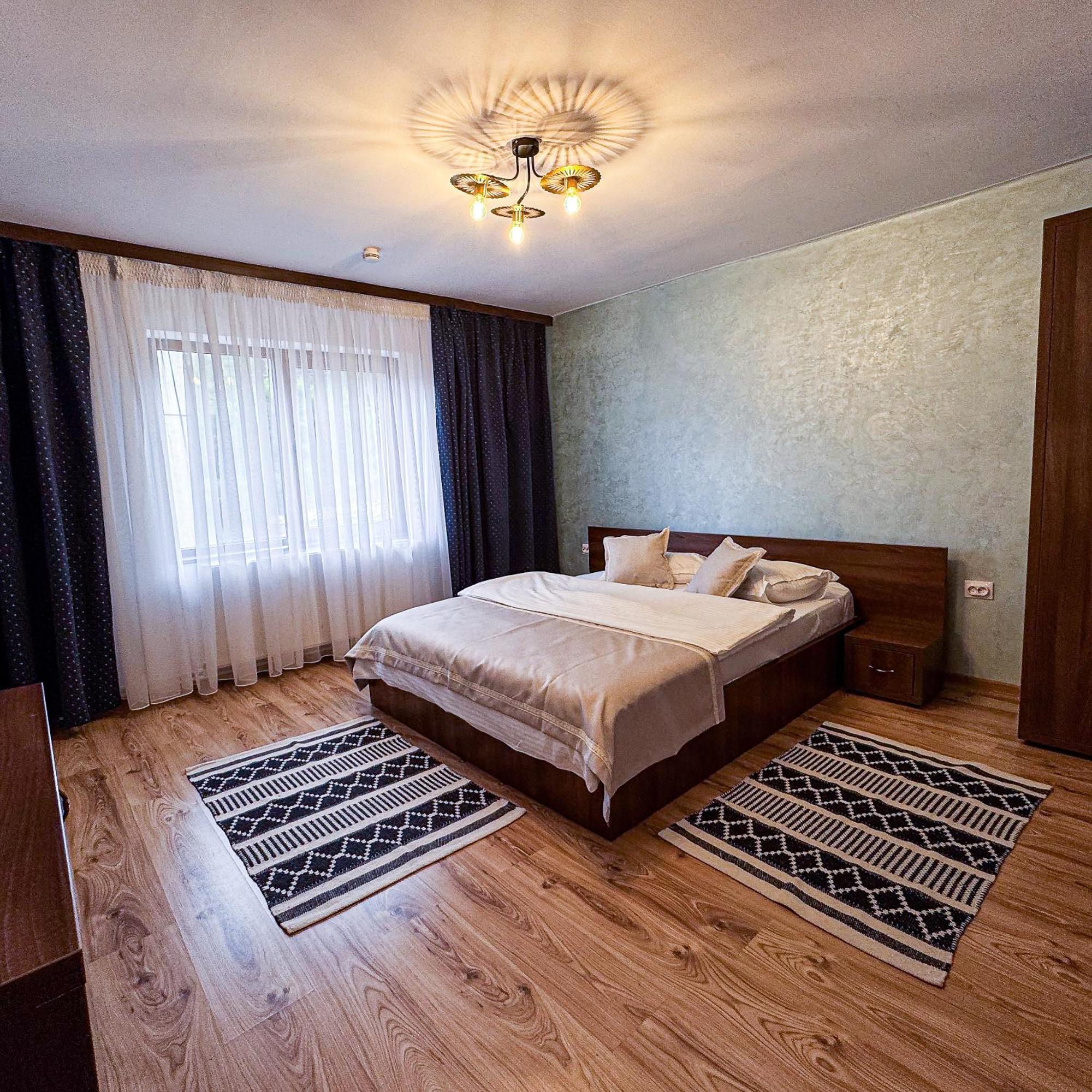 La Coltul Castelului Bran Boutique Hotel Buitenkant foto