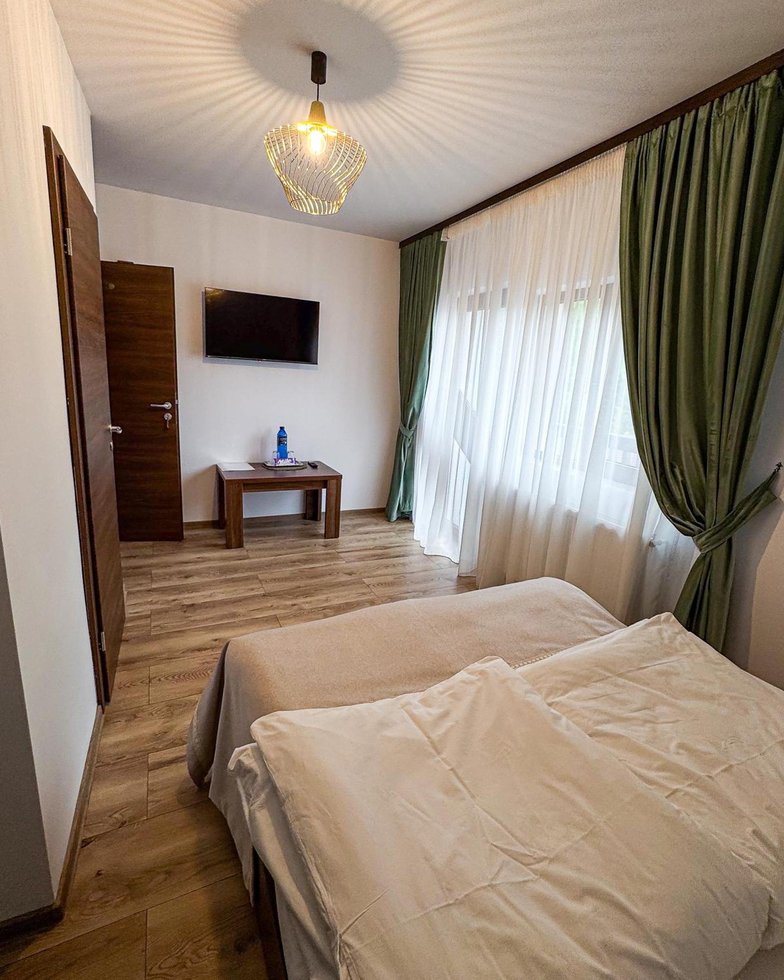 La Coltul Castelului Bran Boutique Hotel Buitenkant foto