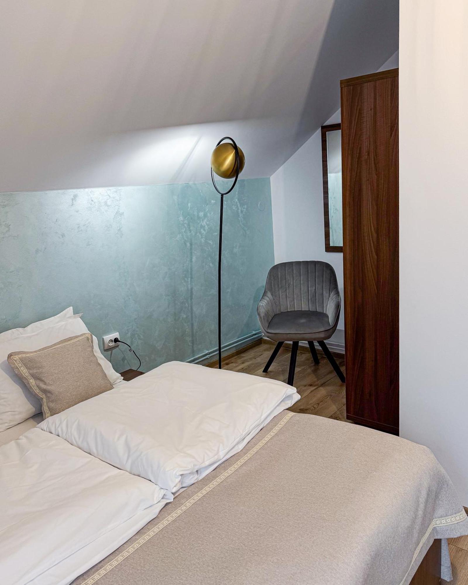 La Coltul Castelului Bran Boutique Hotel Buitenkant foto