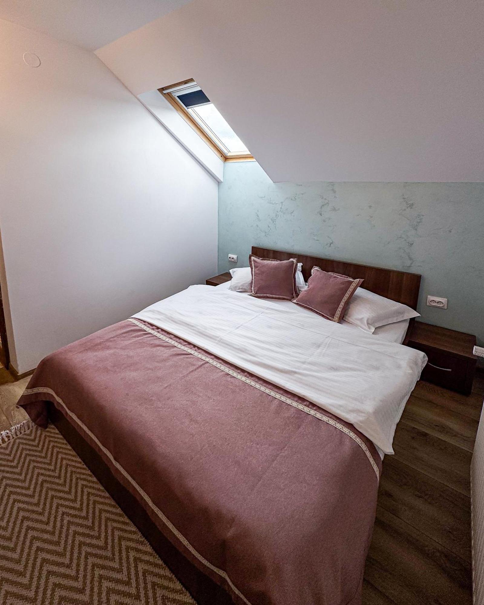 La Coltul Castelului Bran Boutique Hotel Buitenkant foto